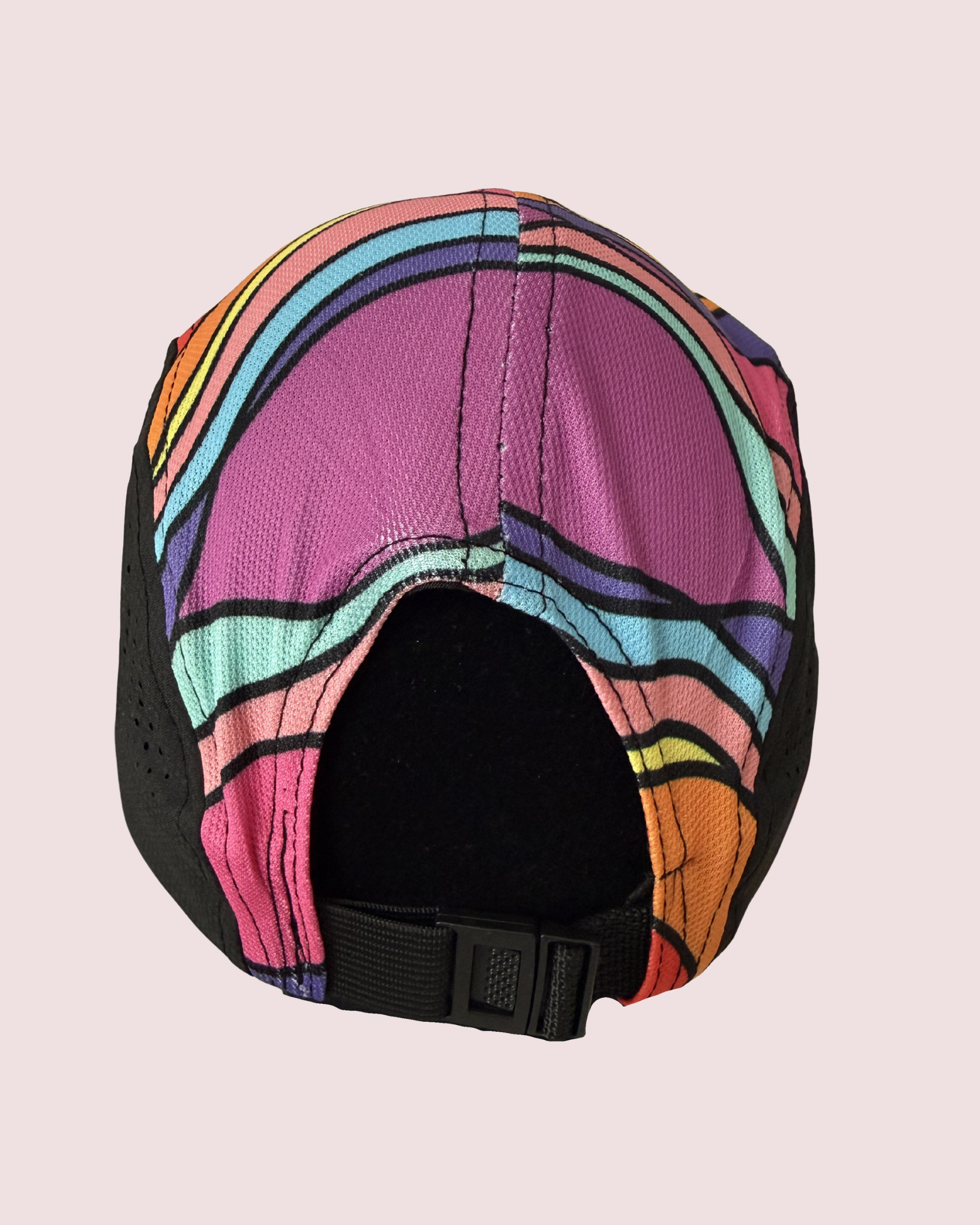 ''Wiggle and wave'' cap