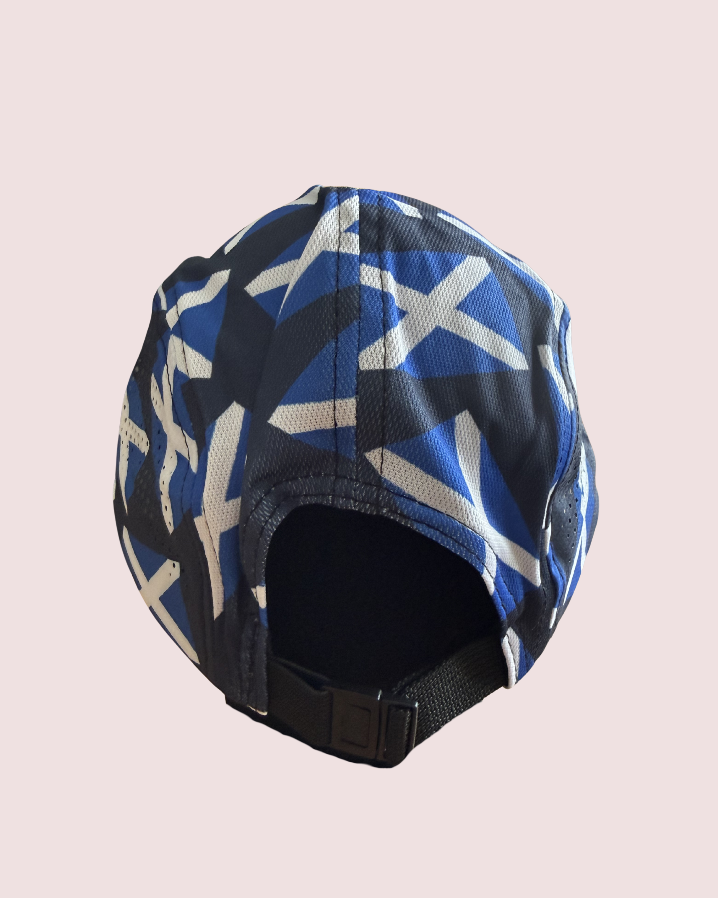 "Haggis hunters" cap